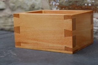 Dovetail Keepsake Box