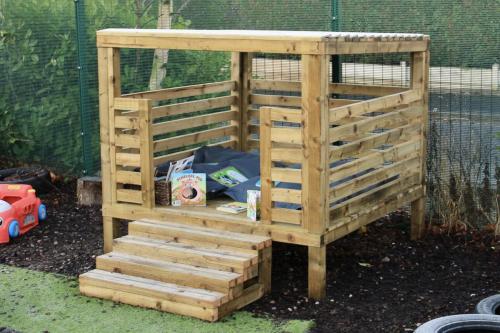 Outdoor Wooden Play Shed for Nursery School Playground